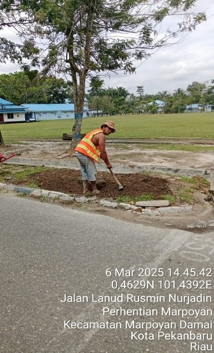 Perapihan Bekas galian Kabel TM dan FO area GOR
