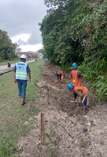 Penimbunan Galian Kabel TM dan FO area SQ 16